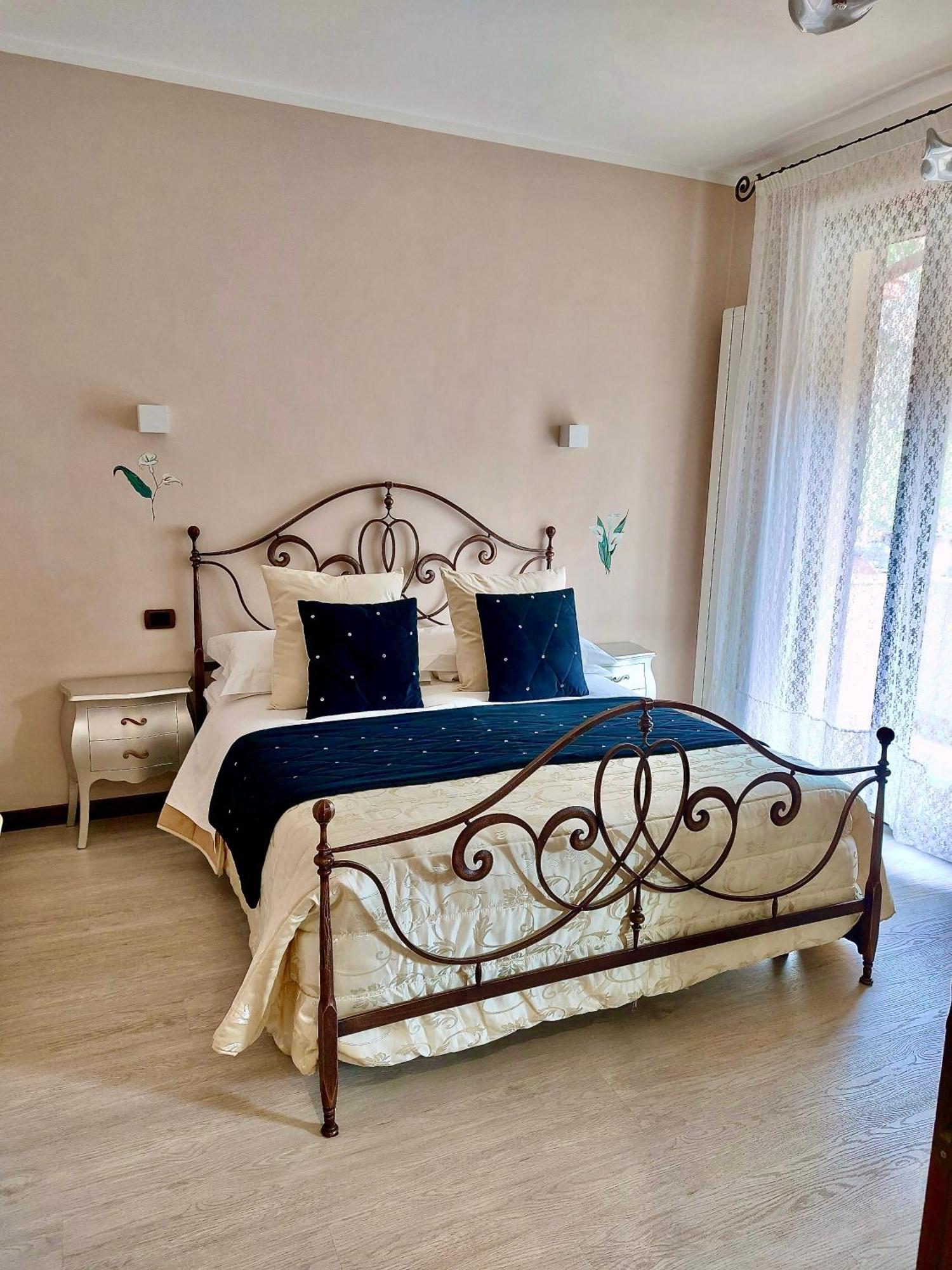 Bed & Breakfast Villamena Spello Zimmer foto